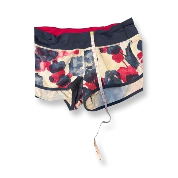 LULULEMON run: speed short *4-way
Stretch inky floral ghost inkwell bumble berry - Picture 9 of 12